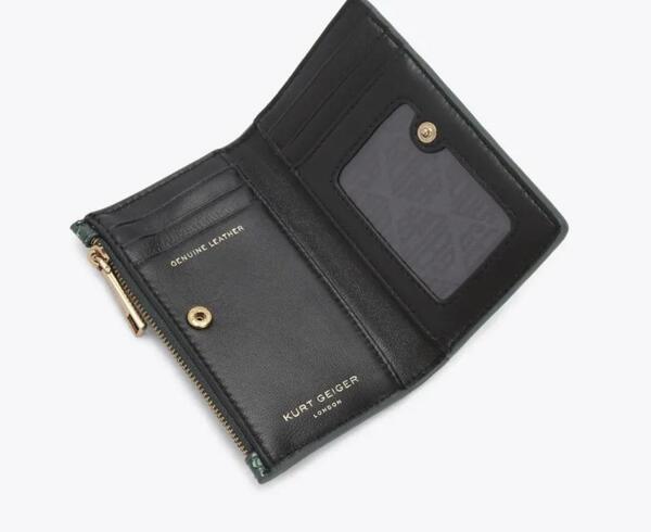 Gallery a08937 5luo6fqe