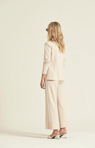 Gallery a09390 xkghrxzx