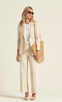 Thumb a09391 d6fhuuay